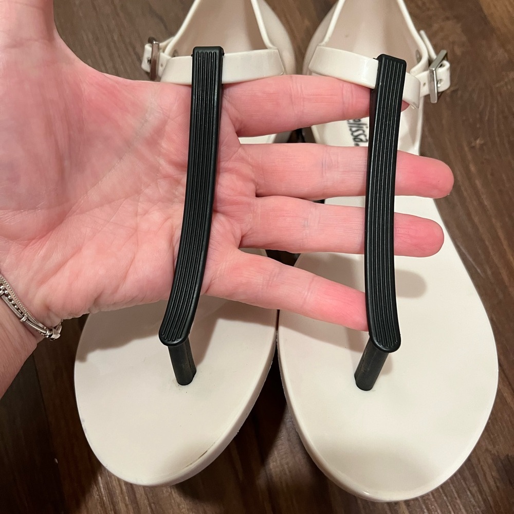 Melissa "Honey Chrome" Cream With Black T-Strap Flats Size S 4 - Picture 2 of 9